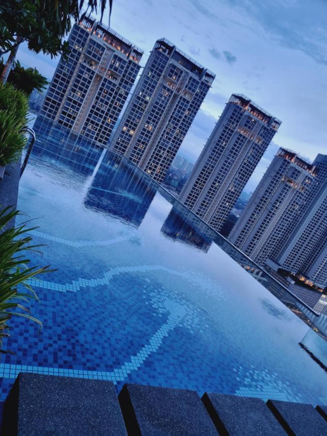 Pavilion 2 Revo L Rooftop Swimming Pool Ls15 Kuala Lumpur Eksteriør bilde